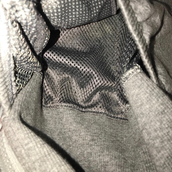 Lululemon exhale jacket size 2 - Picture 8 of 8